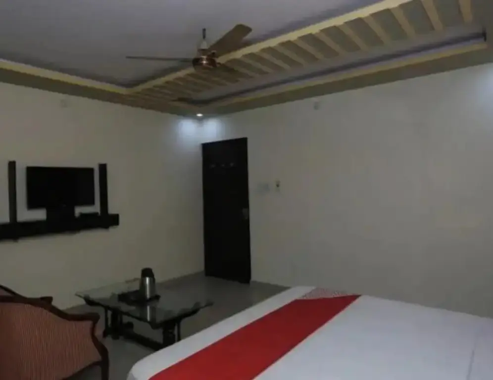Лакхнау: Hotel S K Palace