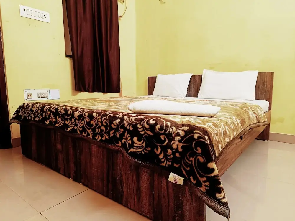 Ховрах: Rathore Inn