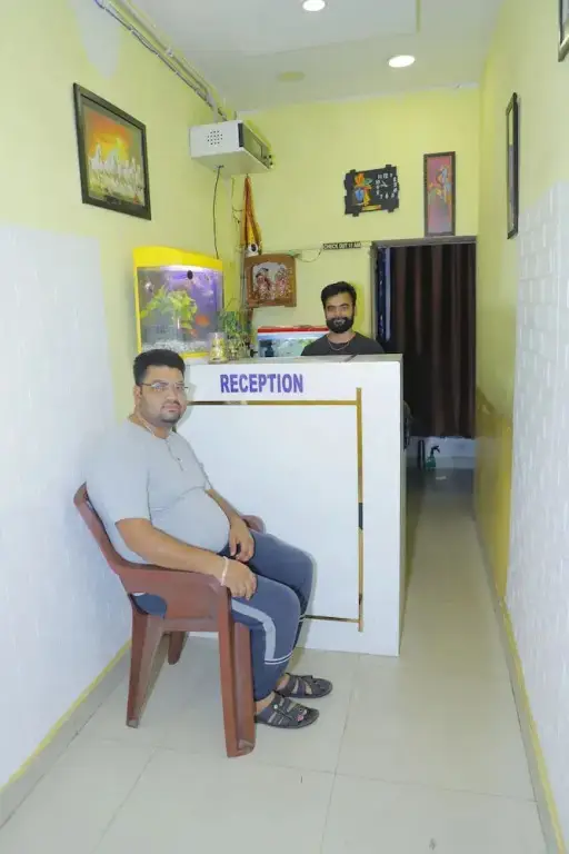 Ховрах: Rathore Inn