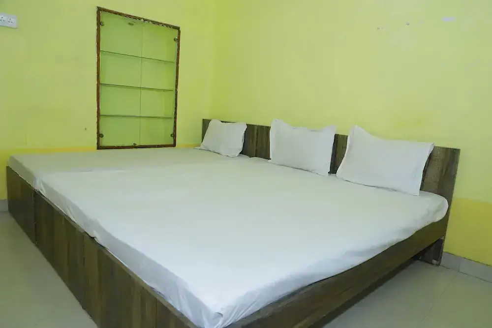 Ховрах: Rathore Inn