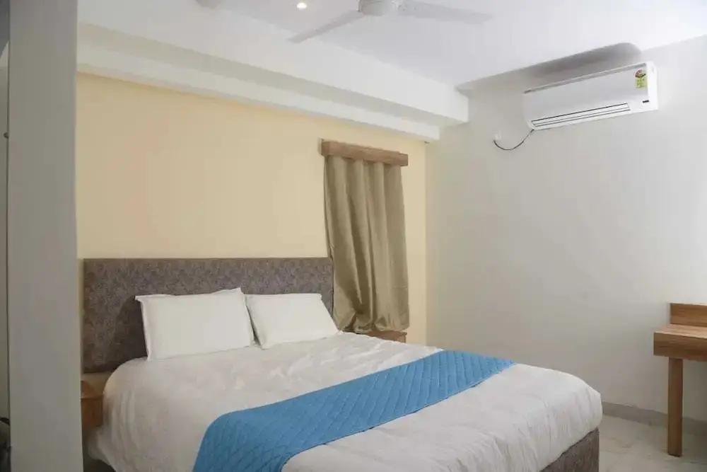 Висакхапатнам: Hotel Paramount