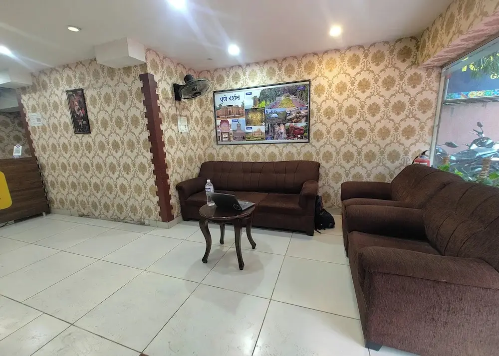 Пуна: Hotel Gargi Deluxe