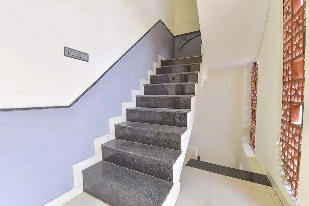Индаур: Fabhotel Kesar
