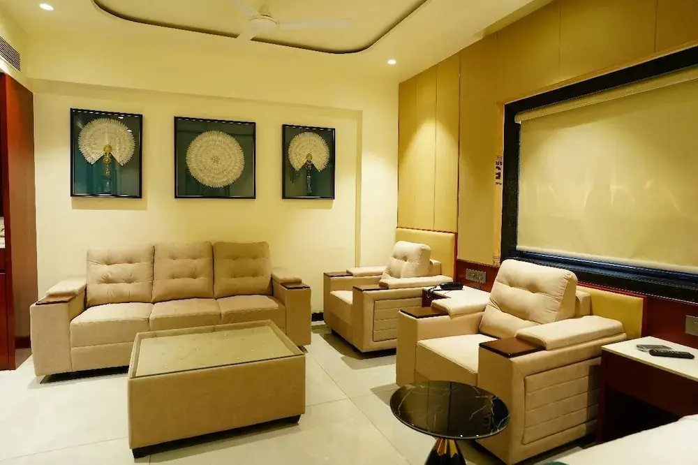 Анантапур: Hotel Shreyas Grand Ananthapur