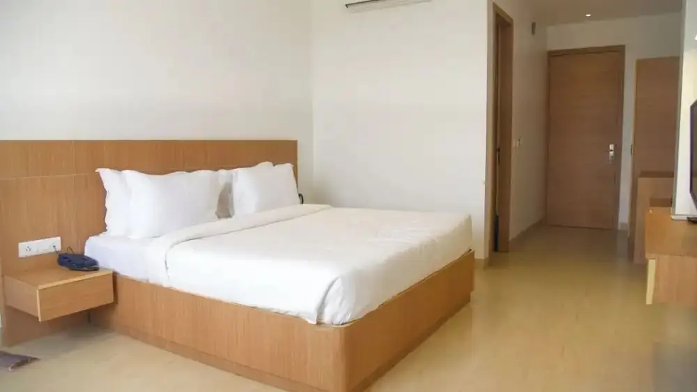 Лакхнау: Maa Kripa Hotel & Banquets