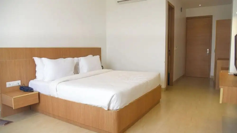 Лакхнау: Maa Kripa Hotel & Banquets