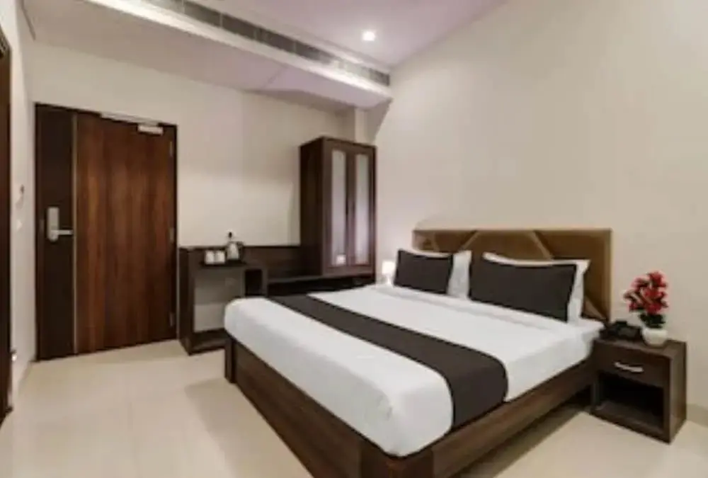 Джайпур: Hotel Paramount Jaipur