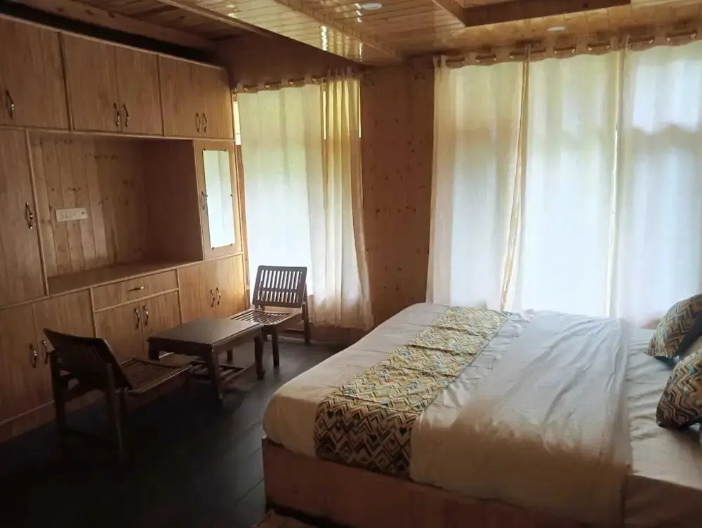Манали: Heaven Inn Manali