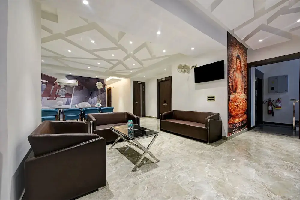 Нойда: Suite Grand Plaza Noida