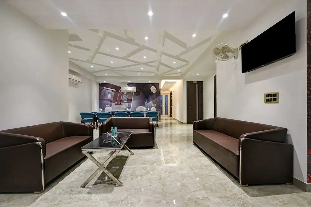 Нойда: Suite Grand Plaza Noida