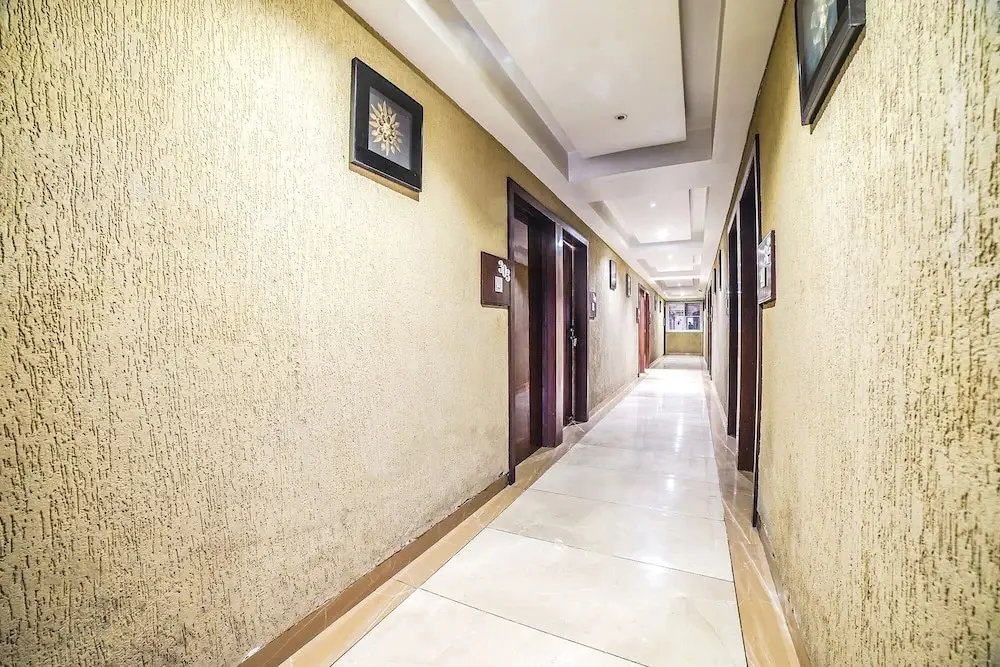 Бхопал: Fabhotel Johri Regency