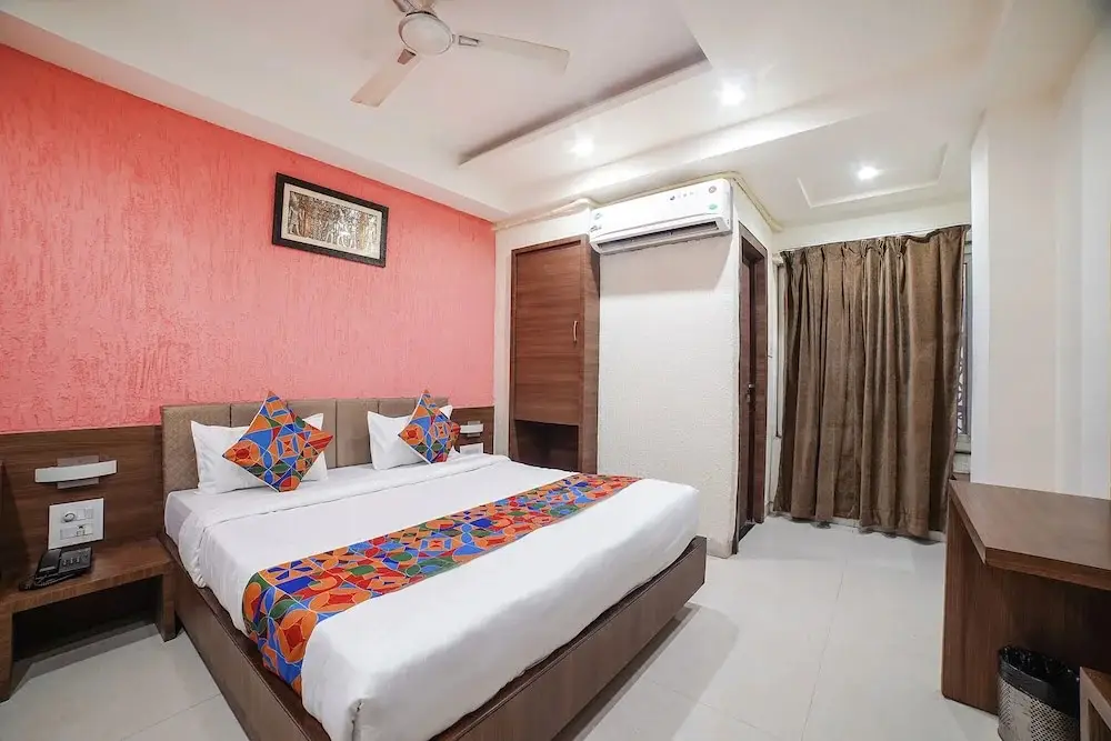 Fabhotel Johri Regency — фото 1