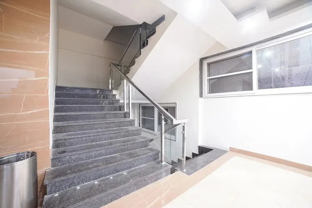 Бхопал: Fabhotel Johri Regency
