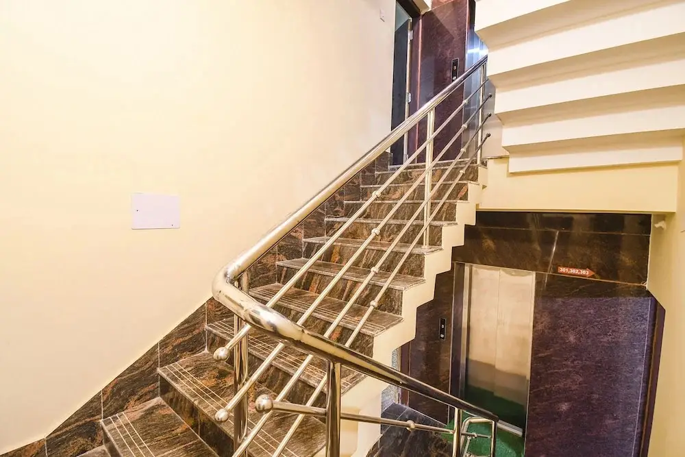 Бхубанешвар: Fabhotel Airport Residency I