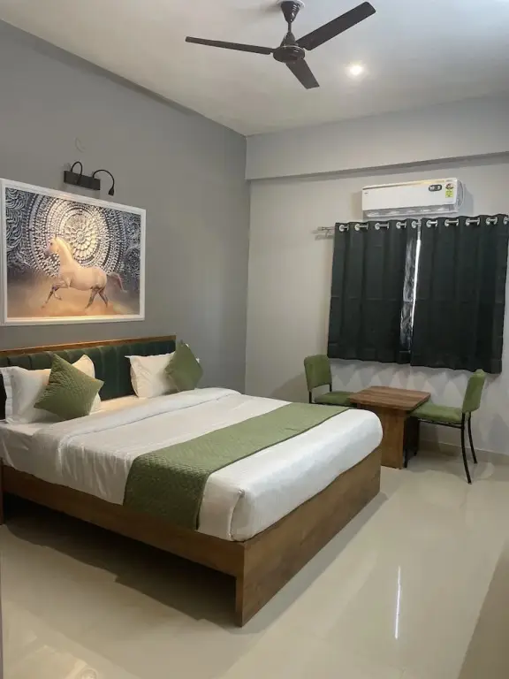 SG Boutique Stay (Near Railway Station) — фото 1