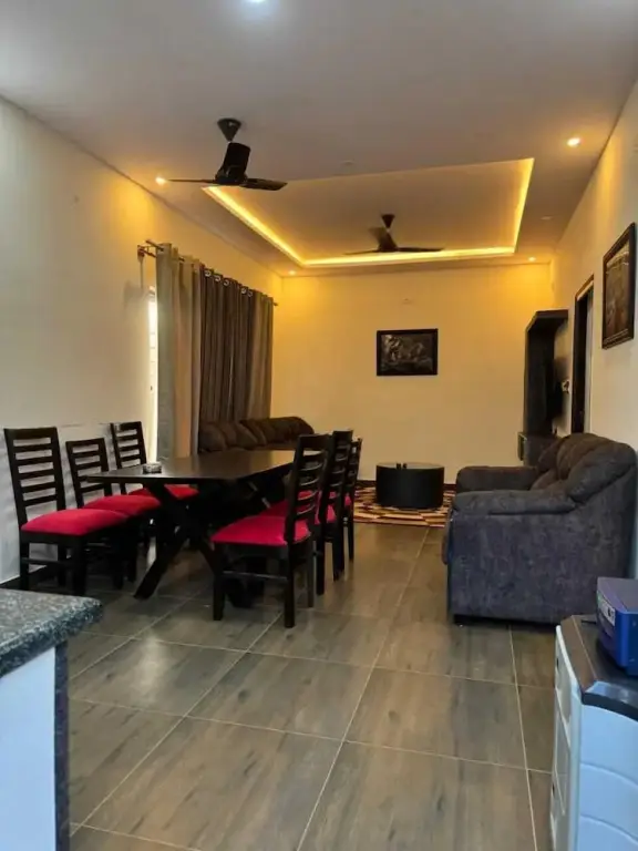 Chikkajala: Paradise Villa