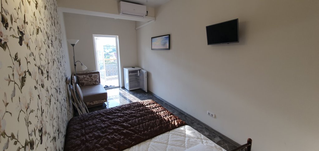 Севастополь: Na More Guest House