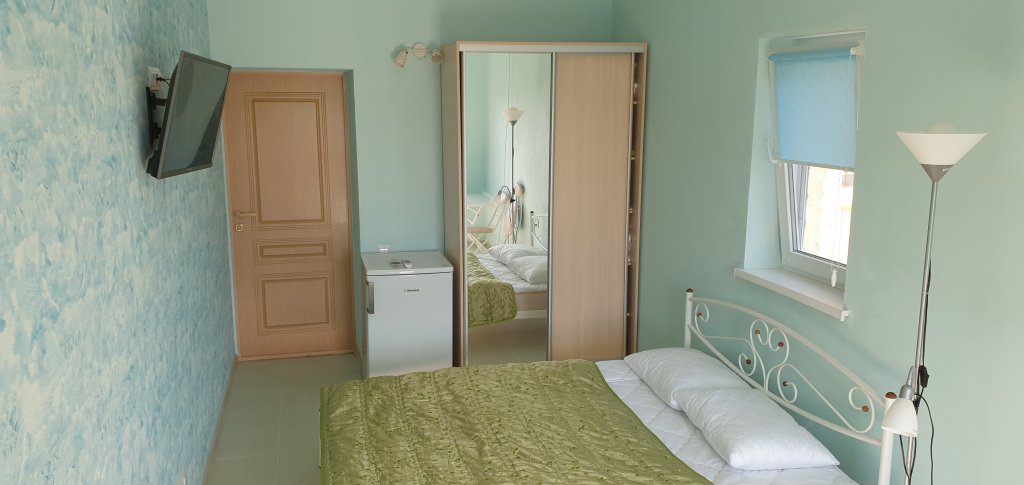 Севастополь: Na More Guest House