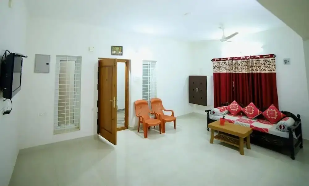 Тирупати: Tirupati SVP Homestay