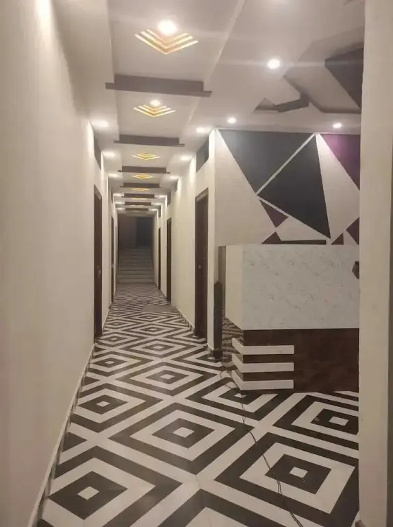 Майсур: Hotel Eagle Top 1