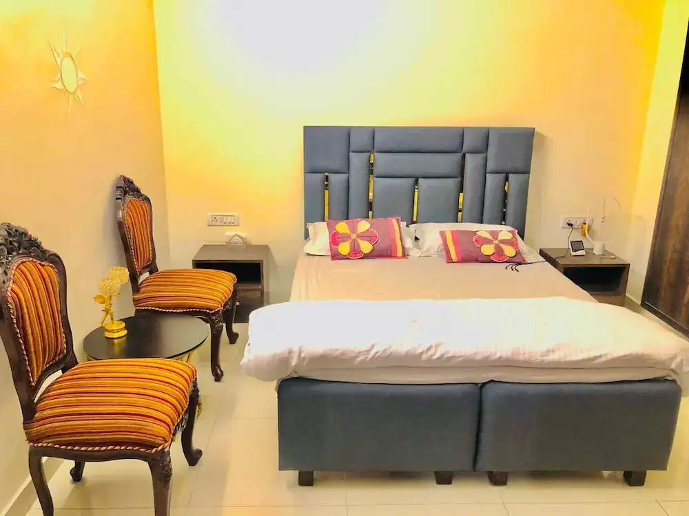 Лакхнау: Easy Inn Holiday Home