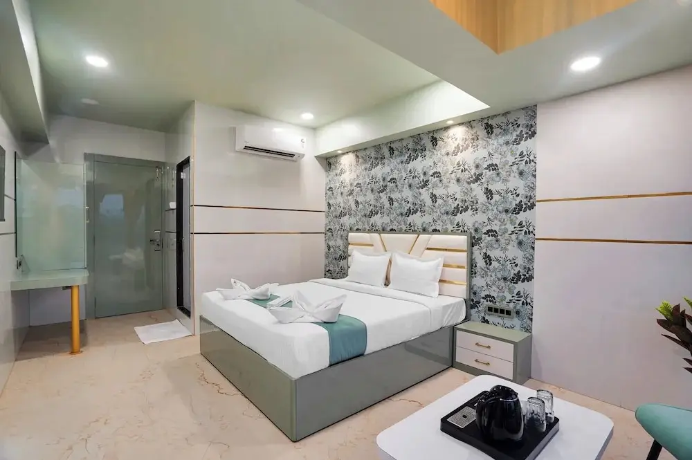 Пуна: Hotel Regal Heaven