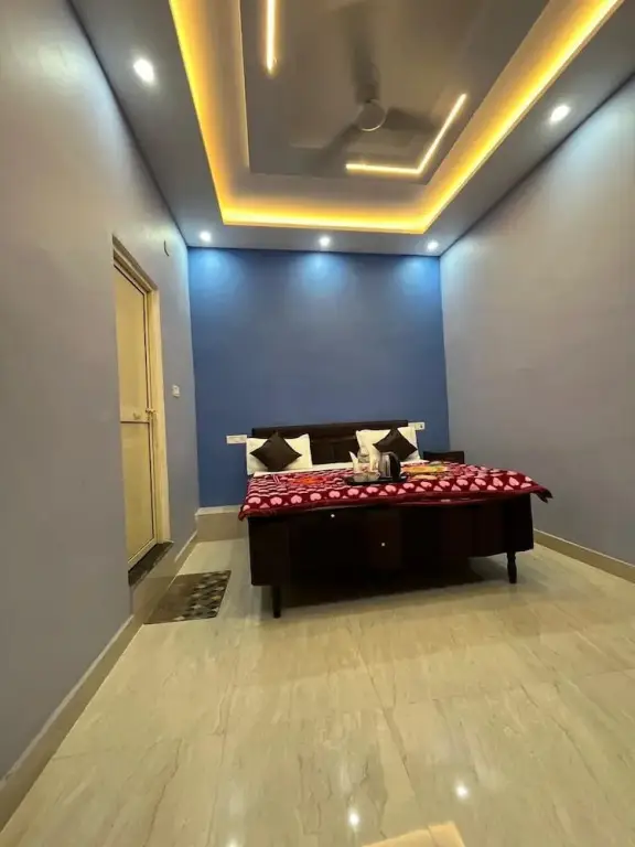 Айодхья: Vedas Villa