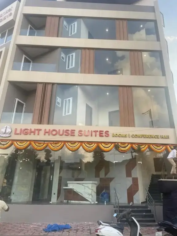 Light House Suites Hubballi — фото 1