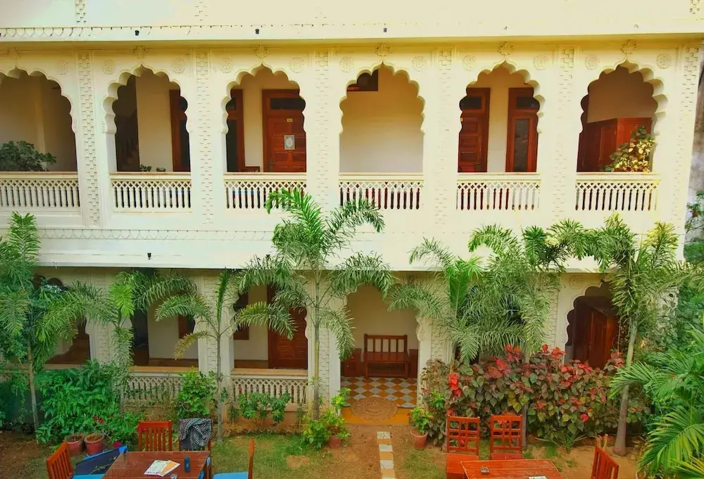 Banana Hostel — фото 1