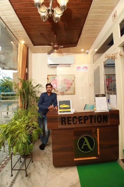 Джайпур: Hotel Aishwarya Inn