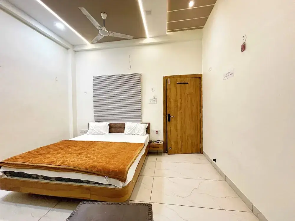 Удджайн: Hotel Gupta Residency - near Temple