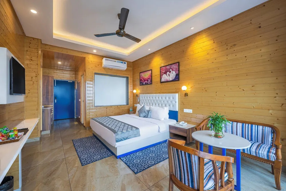 Казаули: Hotel Wood Stock Luxury
