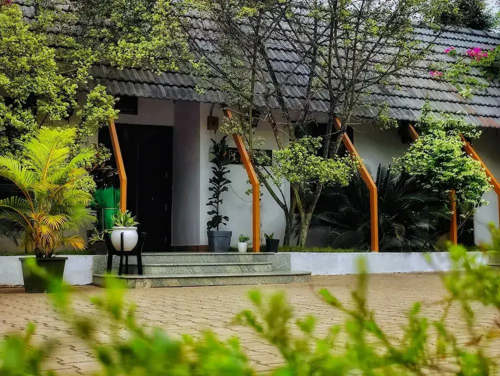 The Yellow Bamboo Resort And Spa — фото 1