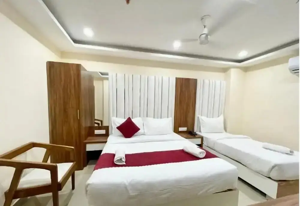 Hotel SRK - near Temple — фото 1