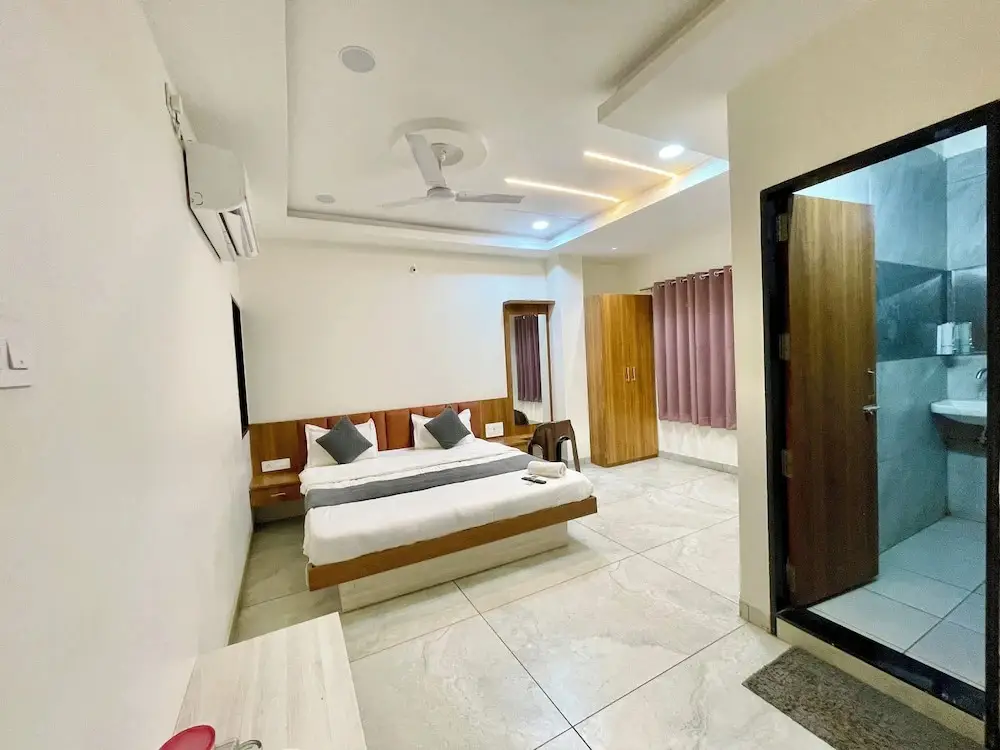 Удджайн: Hotel Shree Nakoda Paradise - Ujjain
