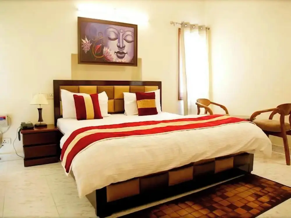 Нью-Дели: Room in Guest Room - Maplewood Guest House, Neeti Bagh, New Delhiit is a Boutiqu Guest House - Room 4