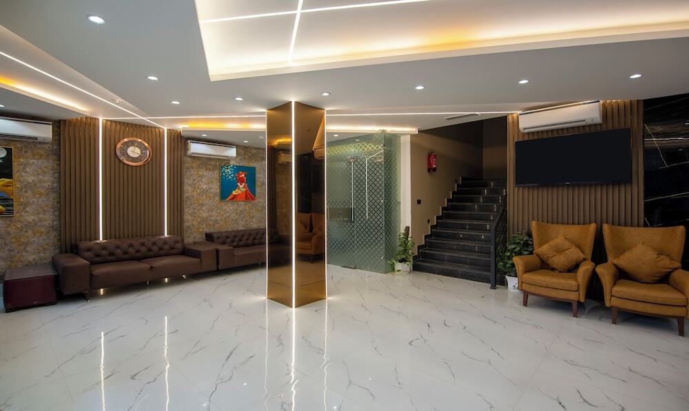 Нью-Дели: Treebo The Armani Near IGI Airport
