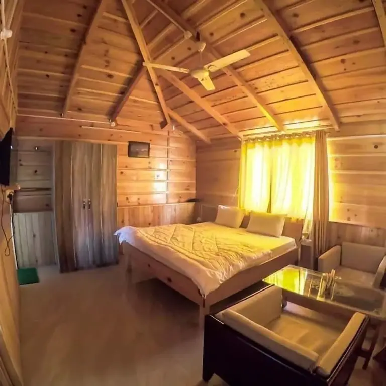 Наинитал: Anant Vilas Resort