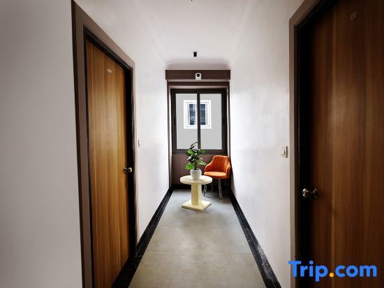 Удаипур: Hotel Sparkle Inn Just 400 Meters from Udaipur Railway Station