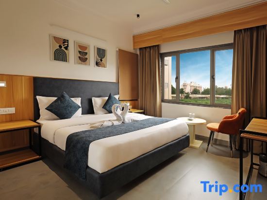 Удаипур: Hotel Sparkle Inn Just 400 Meters from Udaipur Railway Station