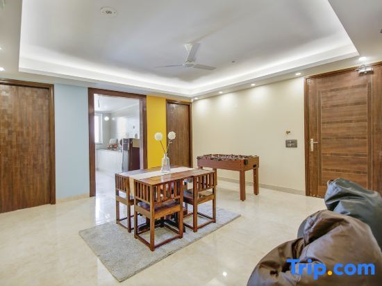 Гуруграм: Living Homes Ogma - Sector 51, Near Artemis Hospital, Gurugram