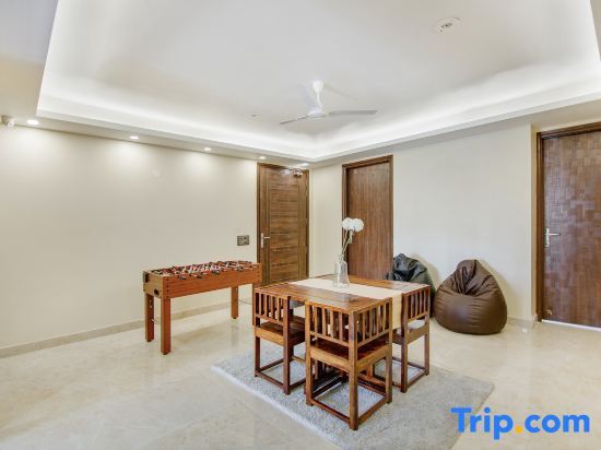 Гуруграм: Living Homes Ogma - Sector 51, Near Artemis Hospital, Gurugram