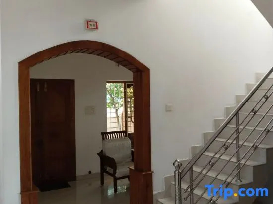 Ангамали: Full AC 4bhk townhouse, 10 mins from airport