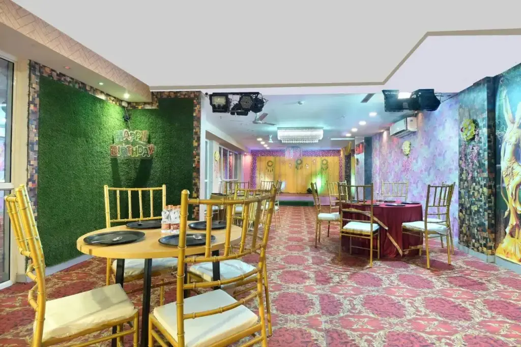 Нойда: Hotel Red York By Byob Hotels