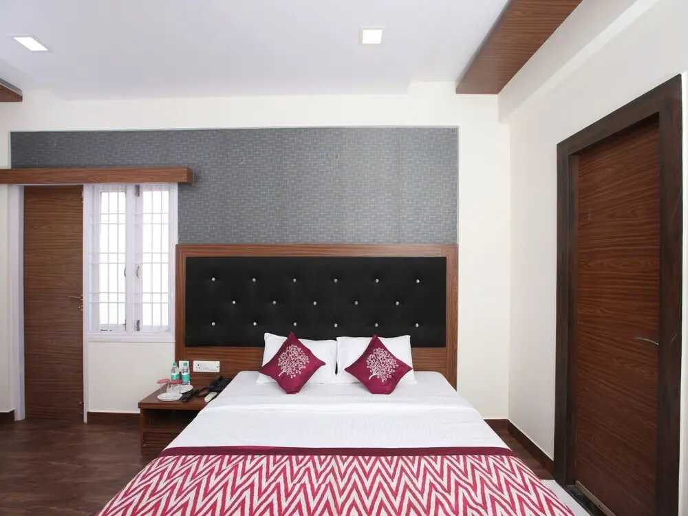 Ченнаи: Capital O 14043 Hotel Star Holiday