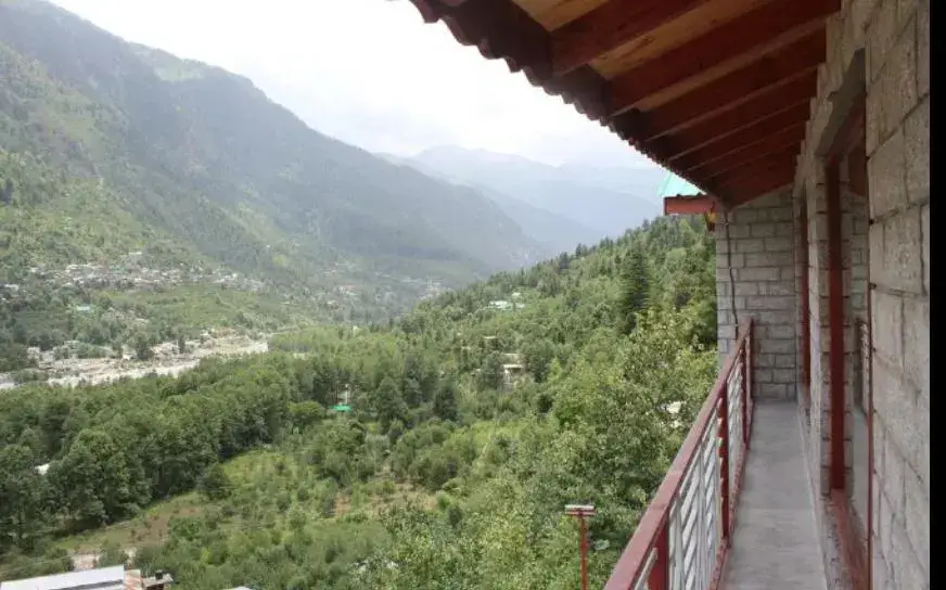 Манали: Leela Cottages | Mountain-facing Rooms
