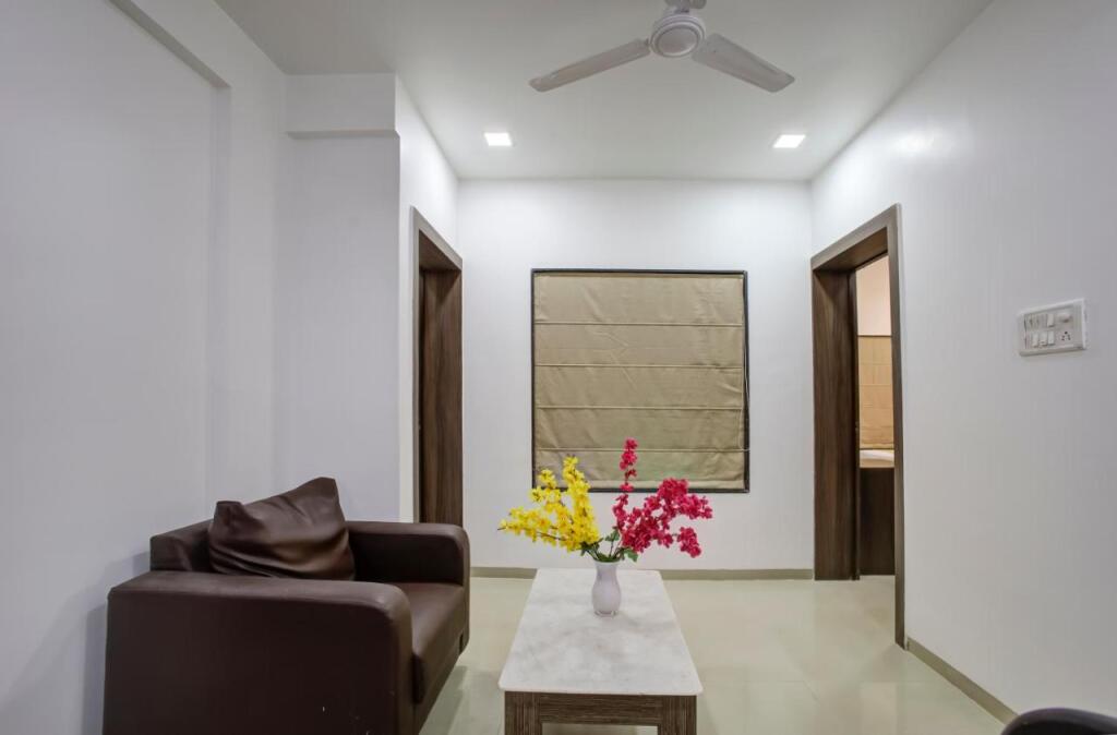 Пуна: StayBird - AERITH STUDIOS, Exclusive Residences, Kharadi