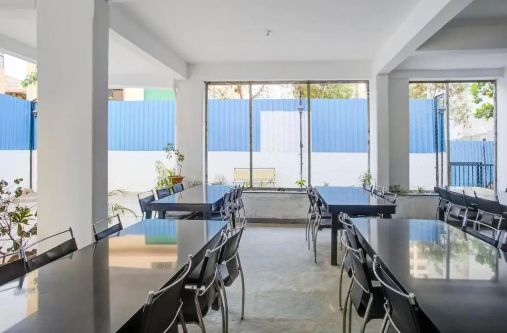 Пуна: StayBird - AERITH STUDIOS, Exclusive Residences, Kharadi