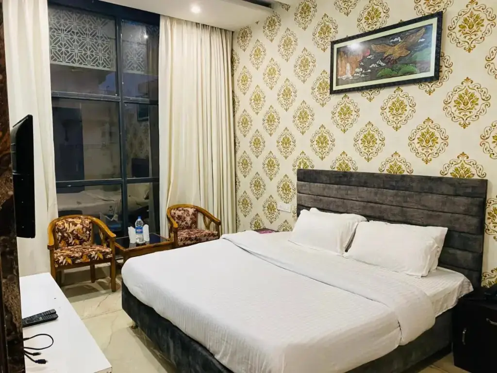 Зиракпур: Hotel Hollywood - Family Hotel