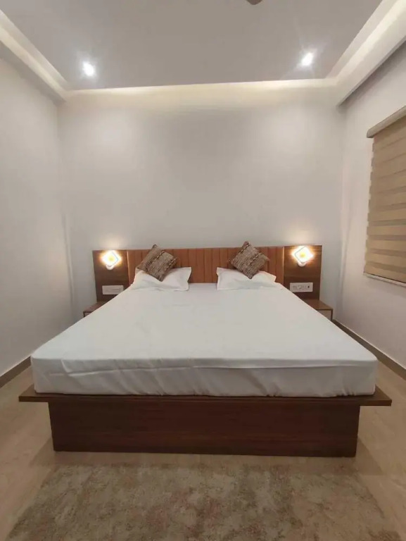 Айодхья: The Tribhuvan Residency
